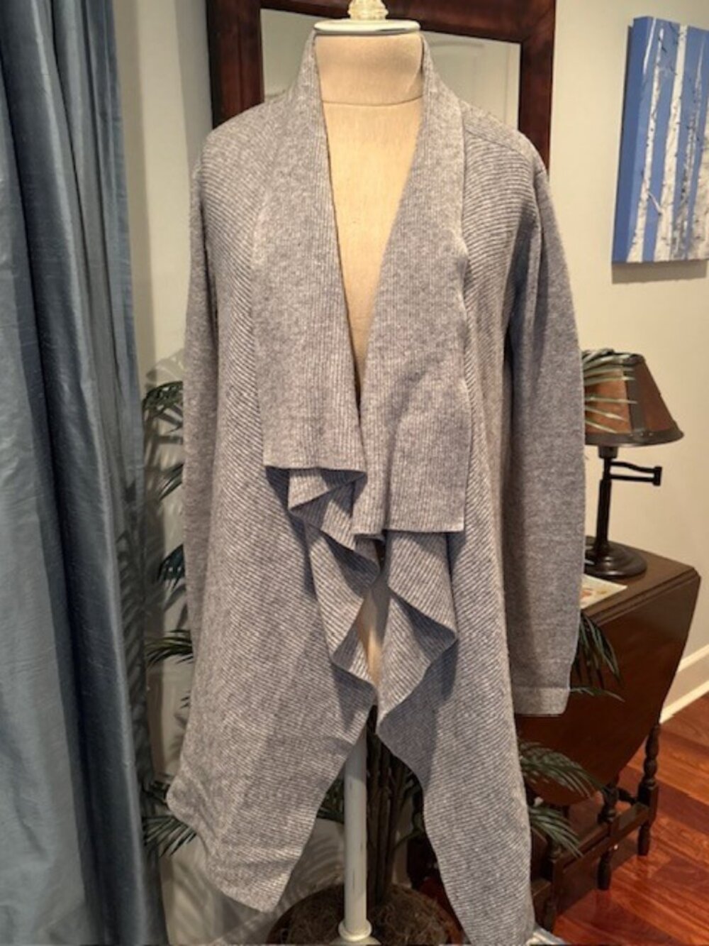 MAGASCHONI Gray Cashmere Sweater Ruffled Front Size Medium